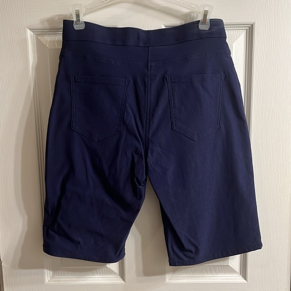 Tahari Navy Shorts - Picture 3 of 3